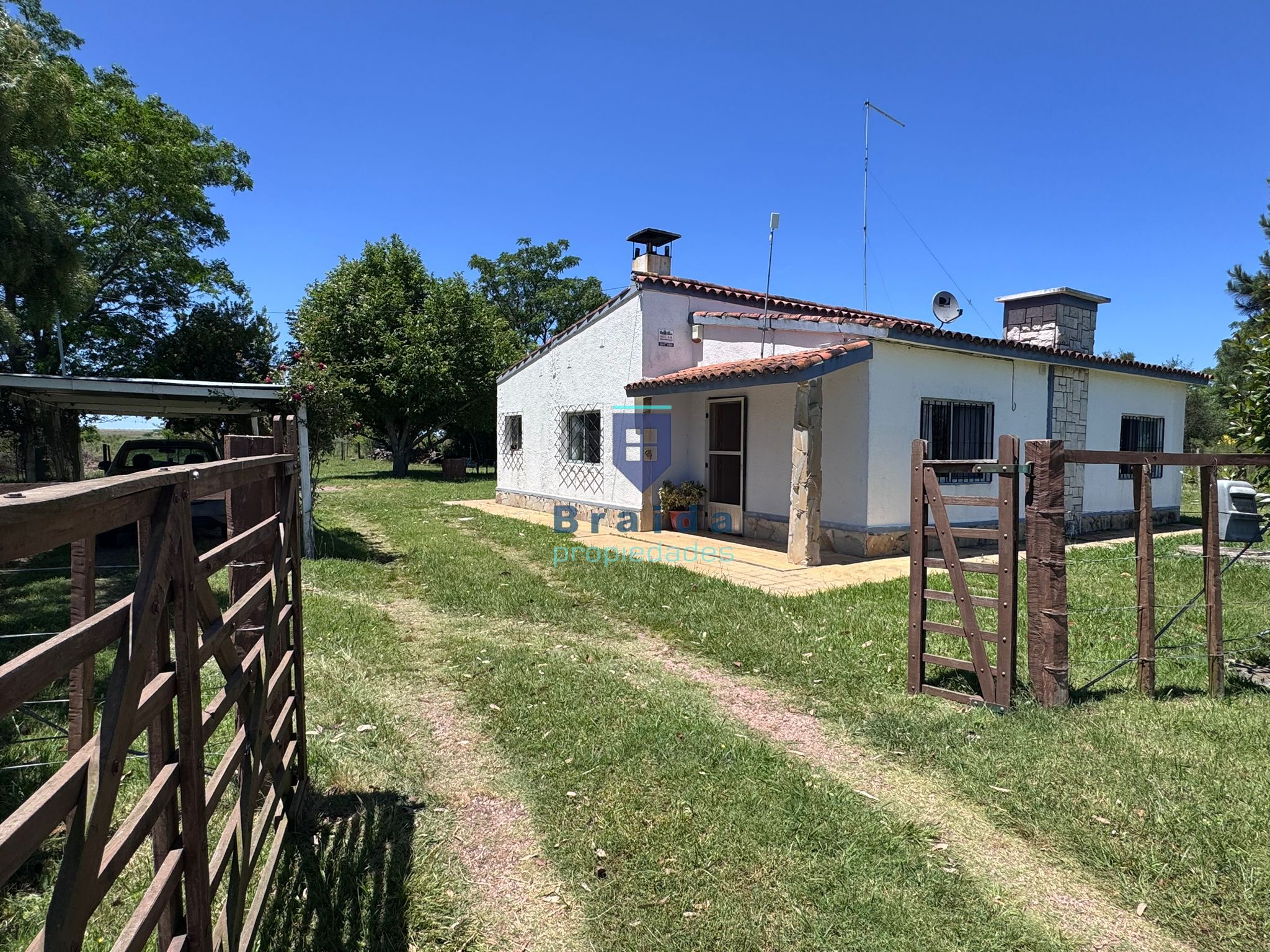 Hermosa chacra de 4.8has y casa de 3 dormitorios
