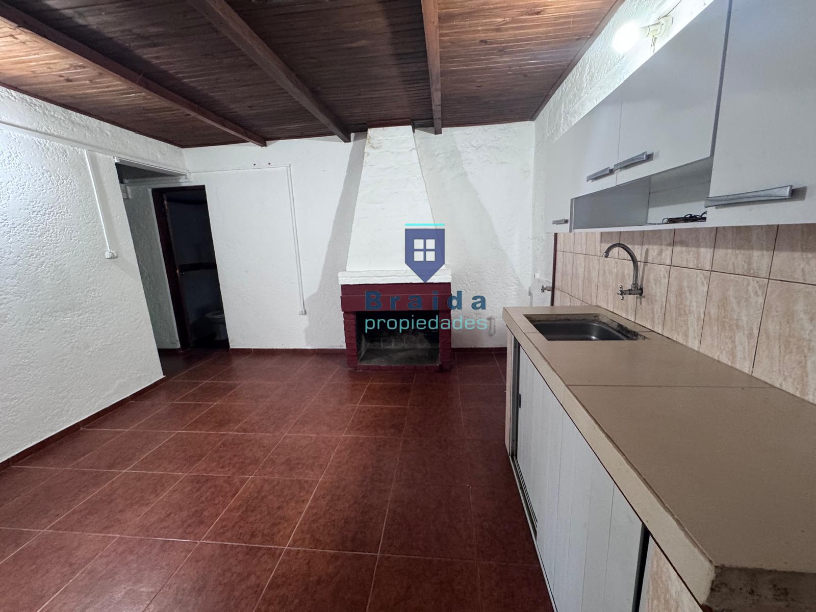 Vivienda al fondo de dos dormitorios