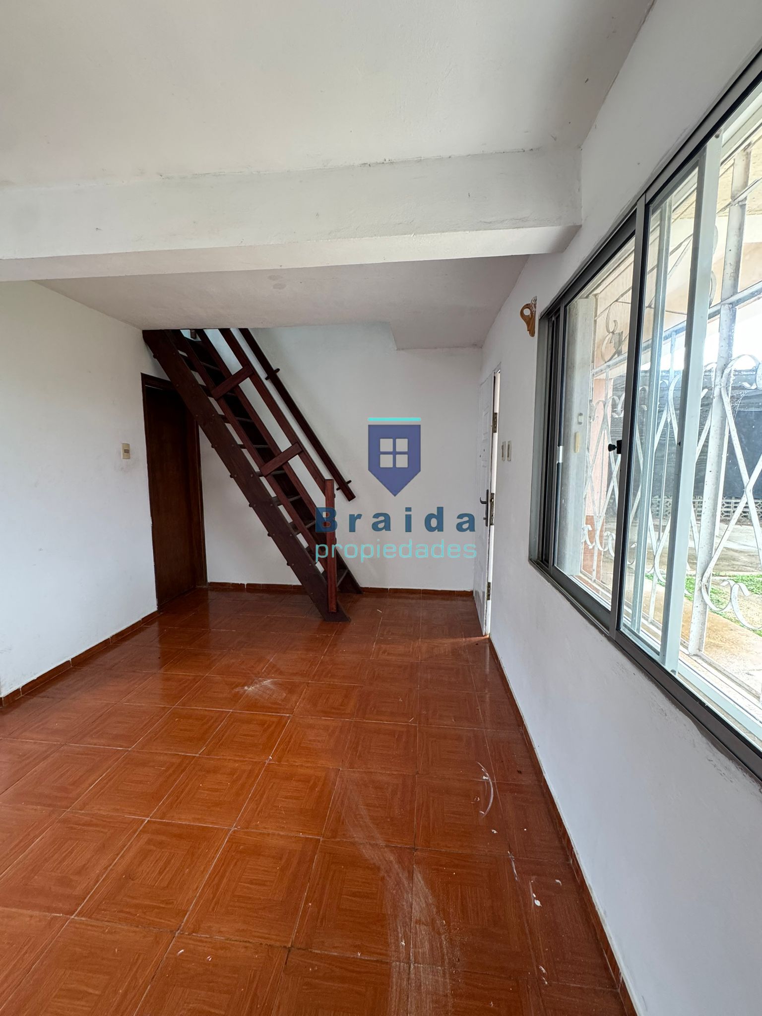 Casa de dos dormitorios en San Jacinto