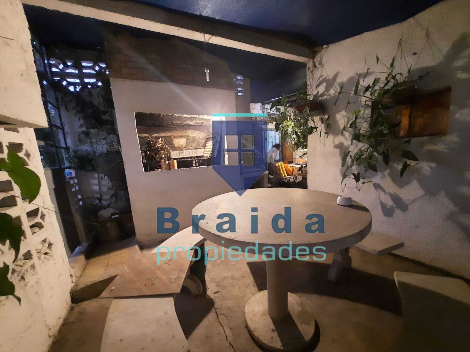 Hermosa vivienda con parque y 1 hectárea 
