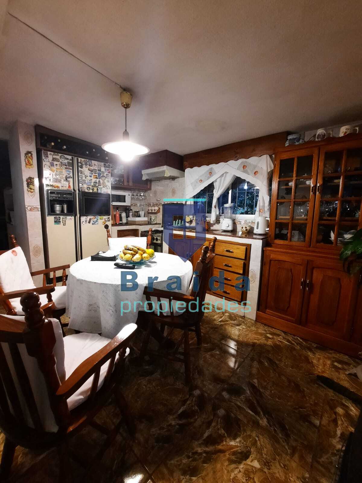 Hermosa vivienda con parque y 1 hectárea 