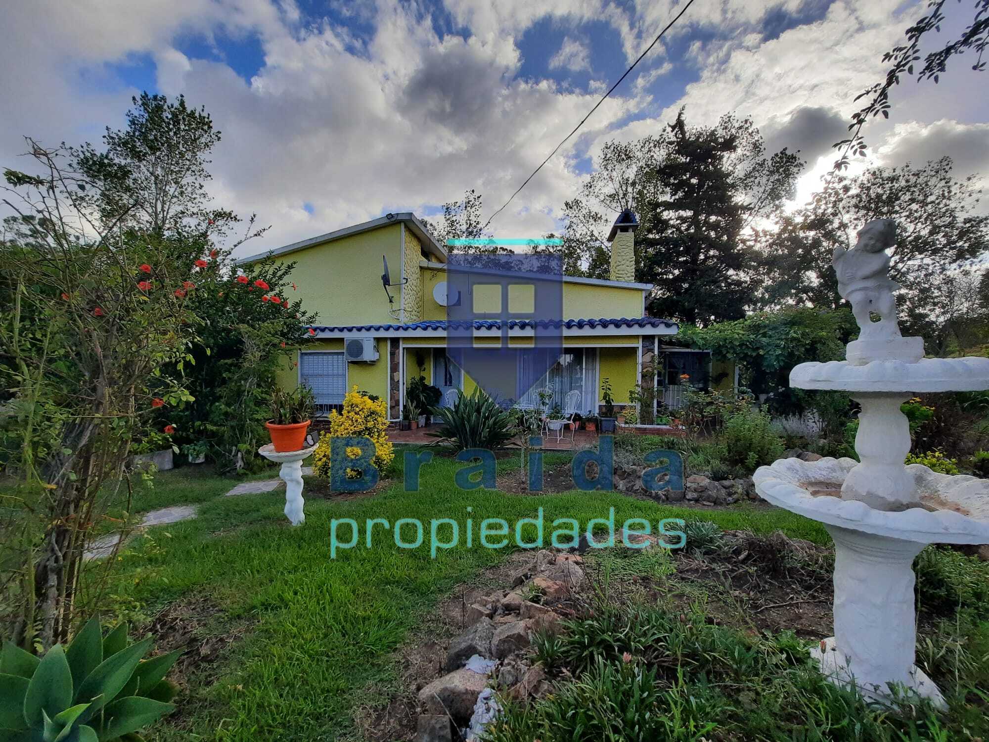 Hermosa vivienda con parque y 1 hectárea 