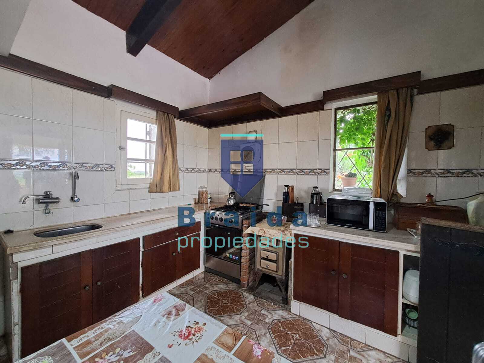 Gran casa y campo de 12 hectáreas