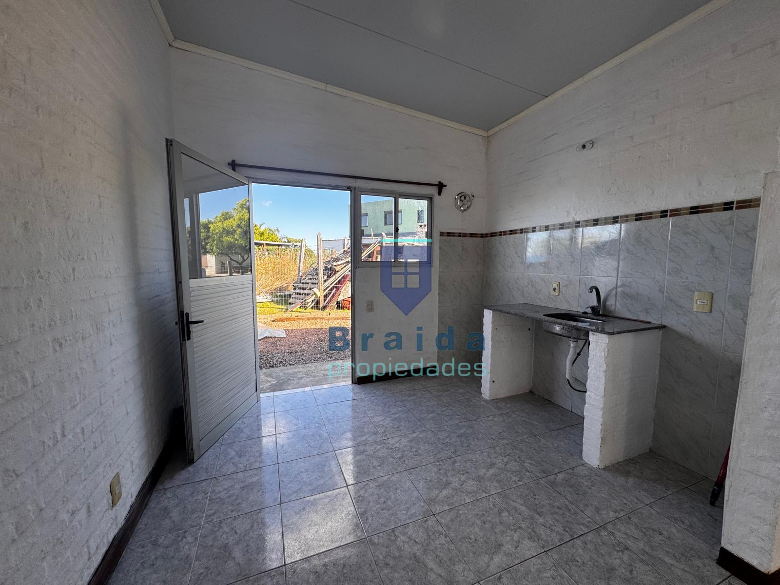 Vivienda de dos dormitorios en San Jacinto 