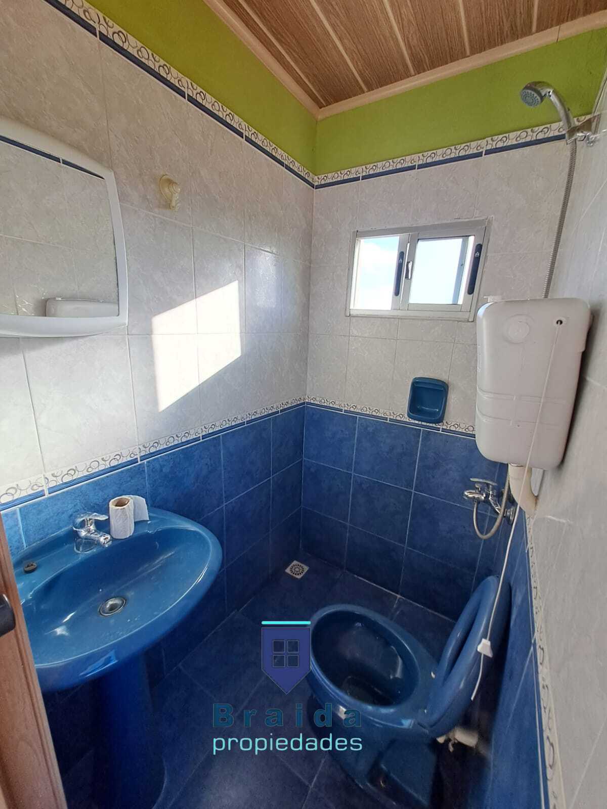 SE ALQUILA CASA 2 DORMITORIOS