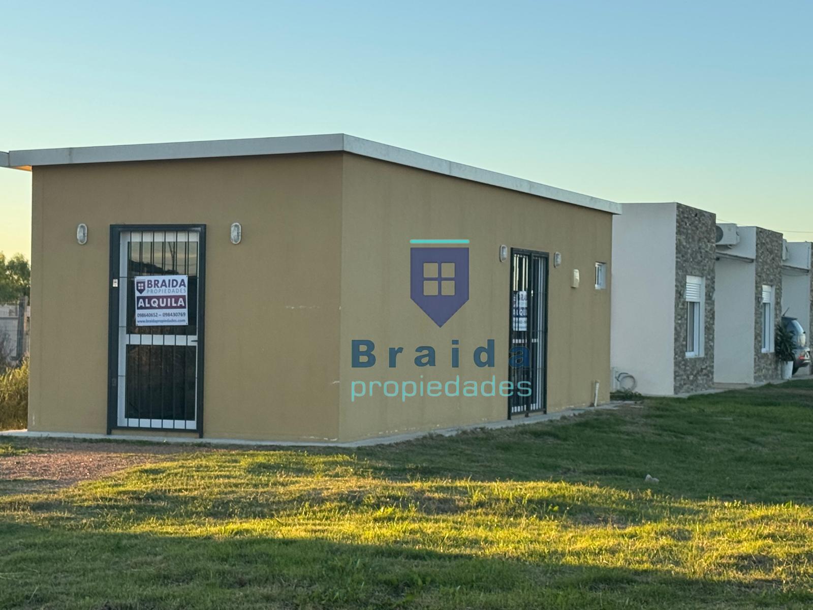 Hermoso local comercial en zona en crecimiento de San Jacinto 
