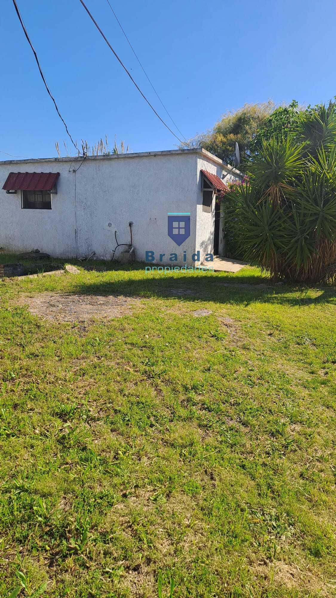 Venta de propiedad con dos viviendas en San Jacinto