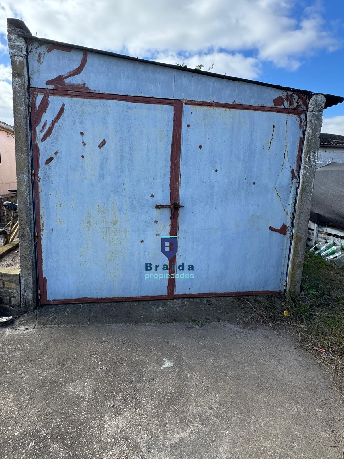Vivienda de dos dormitorios al fondo