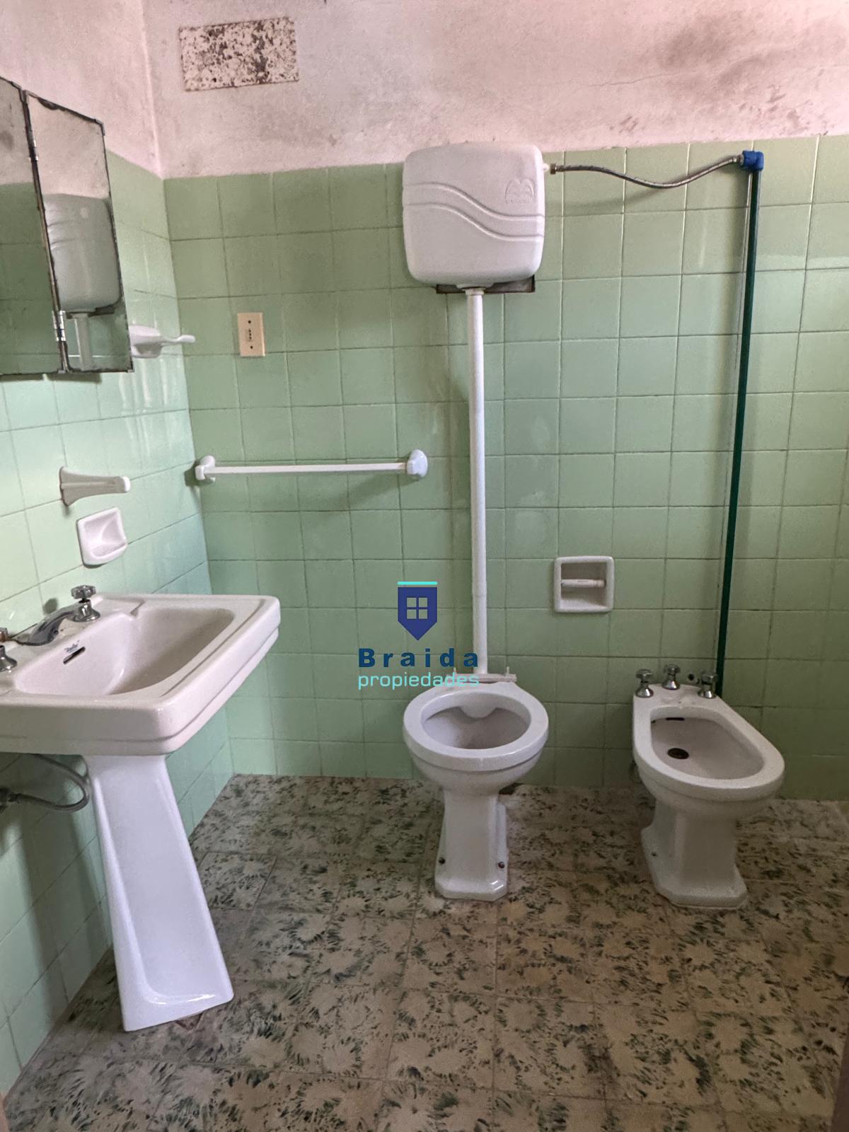 Vivienda de dos dormitorios al fondo