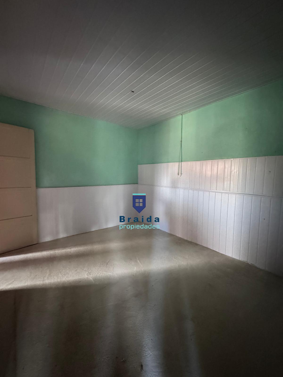 Vivienda de dos dormitorios al fondo