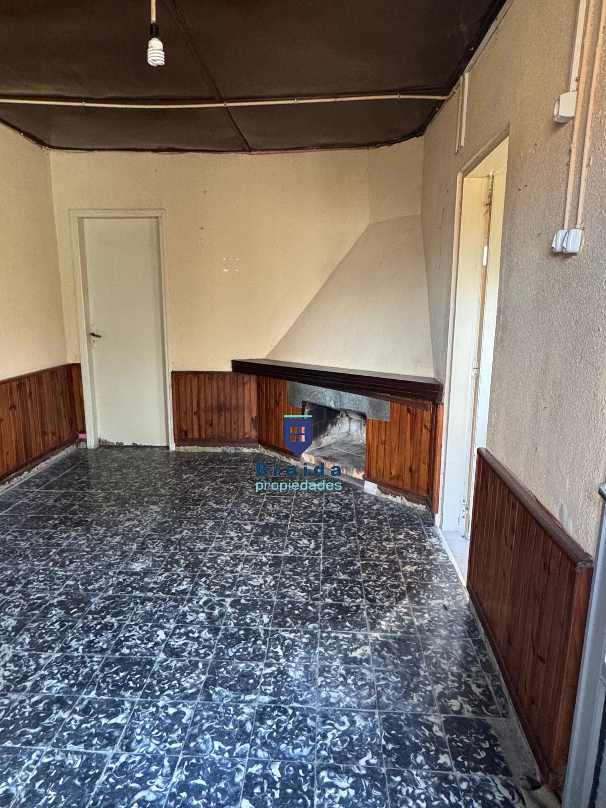 Vivienda de dos dormitorios al fondo