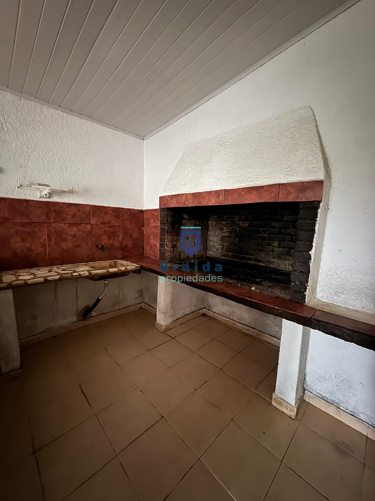 Apartamento de un dormitorio al fondo