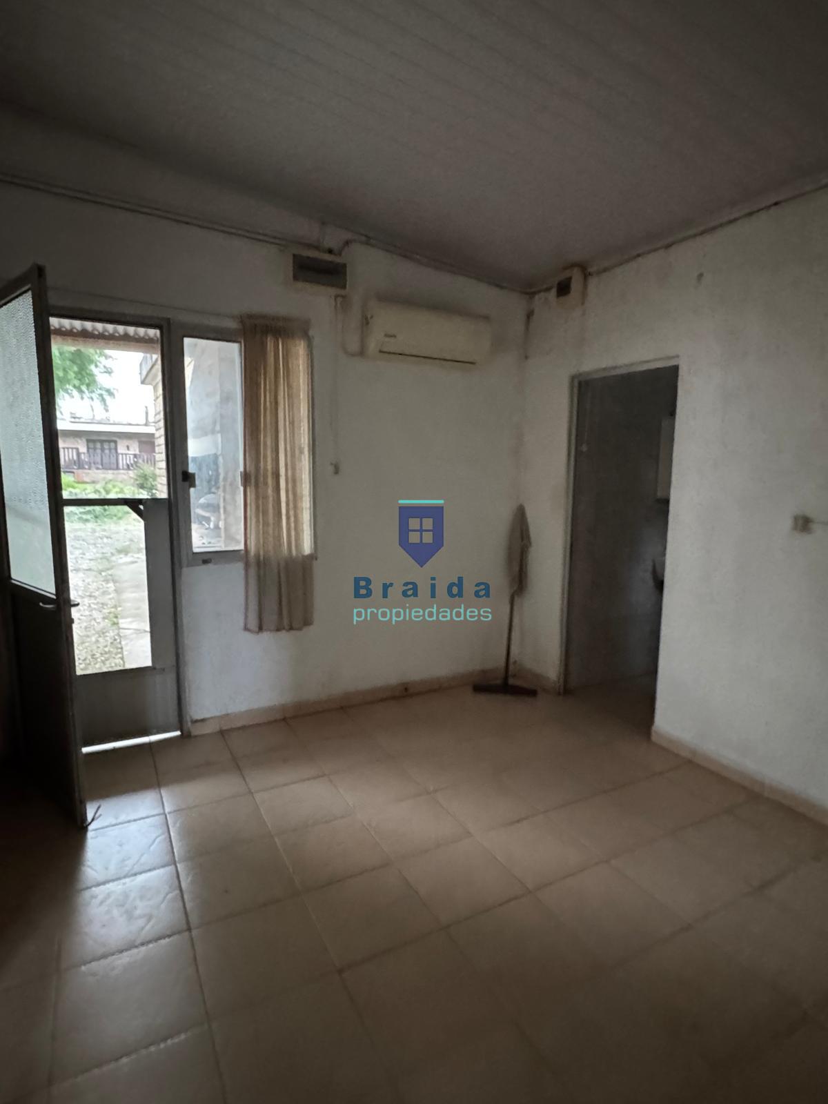 Apartamento de un dormitorio al fondo