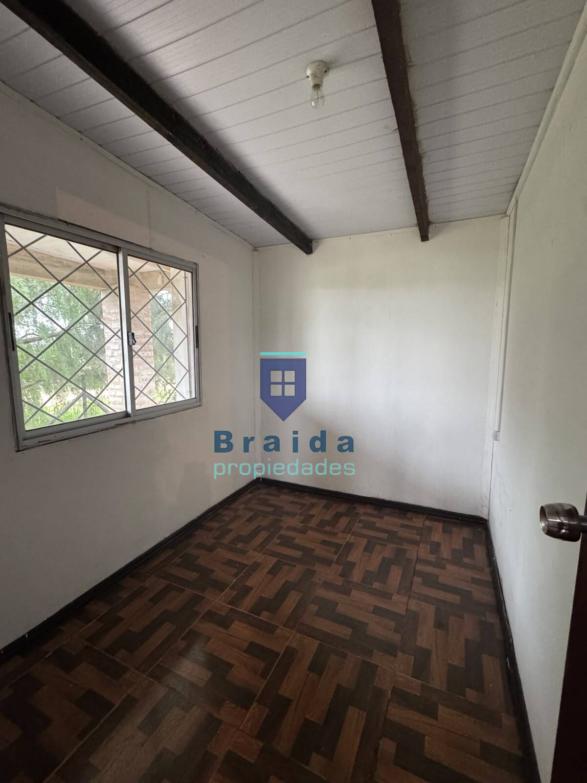 Hermosa vivienda de dos dormitorios en San Jacinto