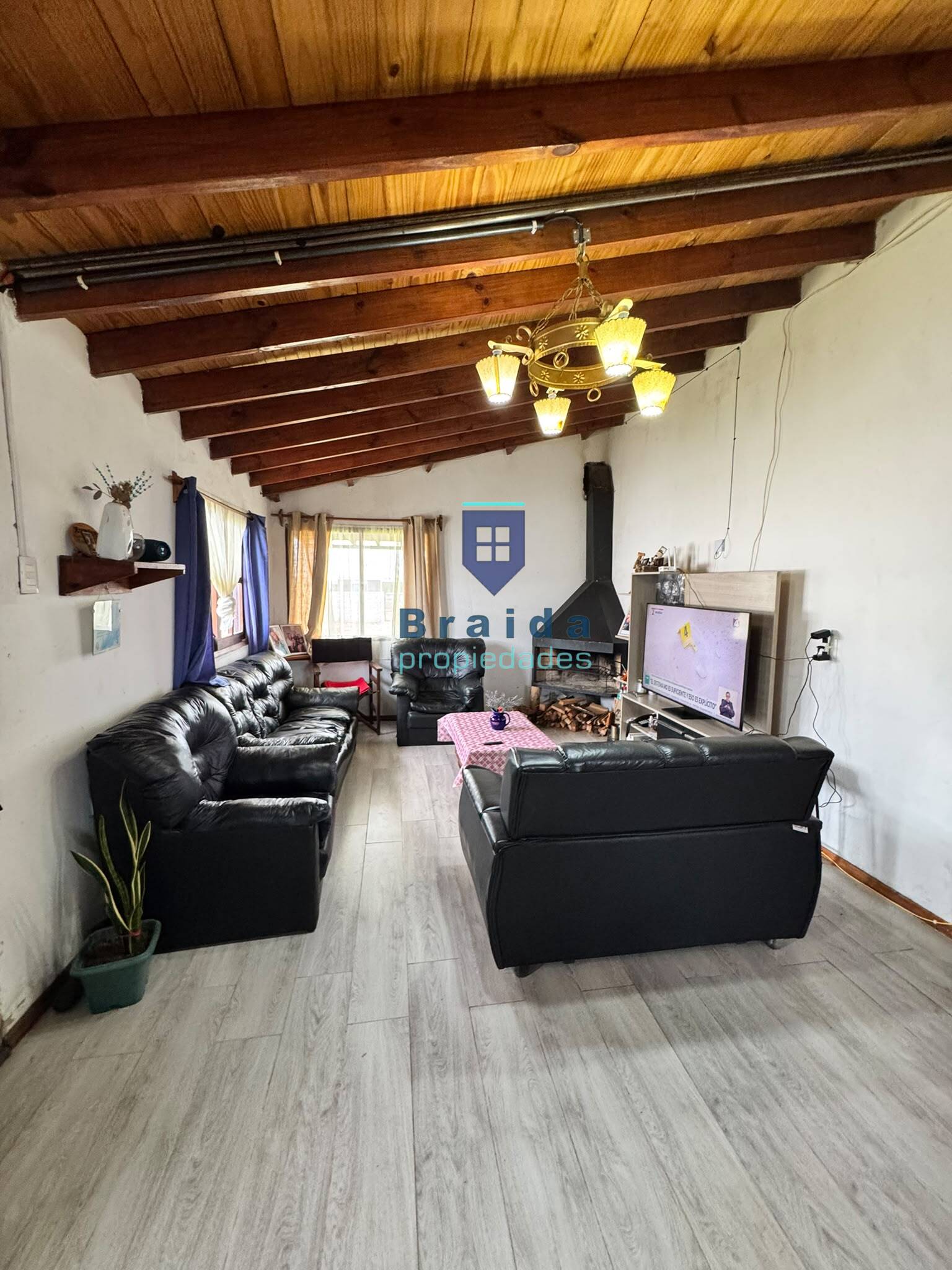 Hermosa vivienda en zona surgente de San Jacinto