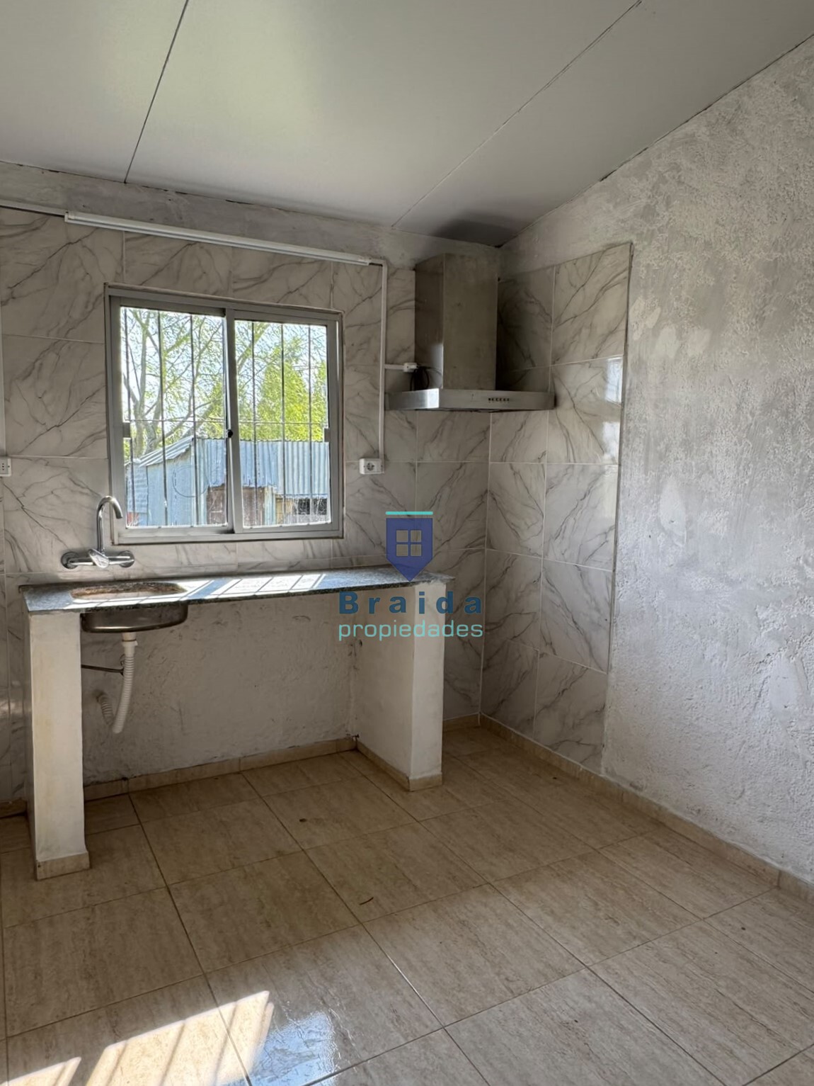 Gran casa de 3 dormitorios en ruta 7 